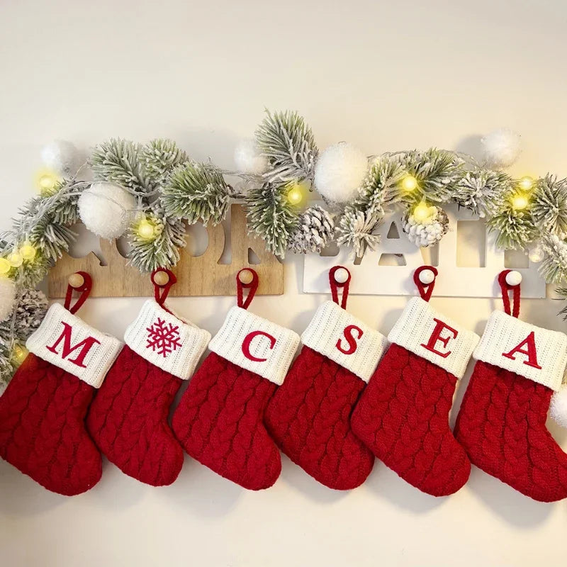 Bottes de Noël Lettres Décoratives en Tricot
