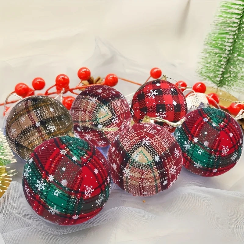 Boules de Noël en Mousse Faites à la Main