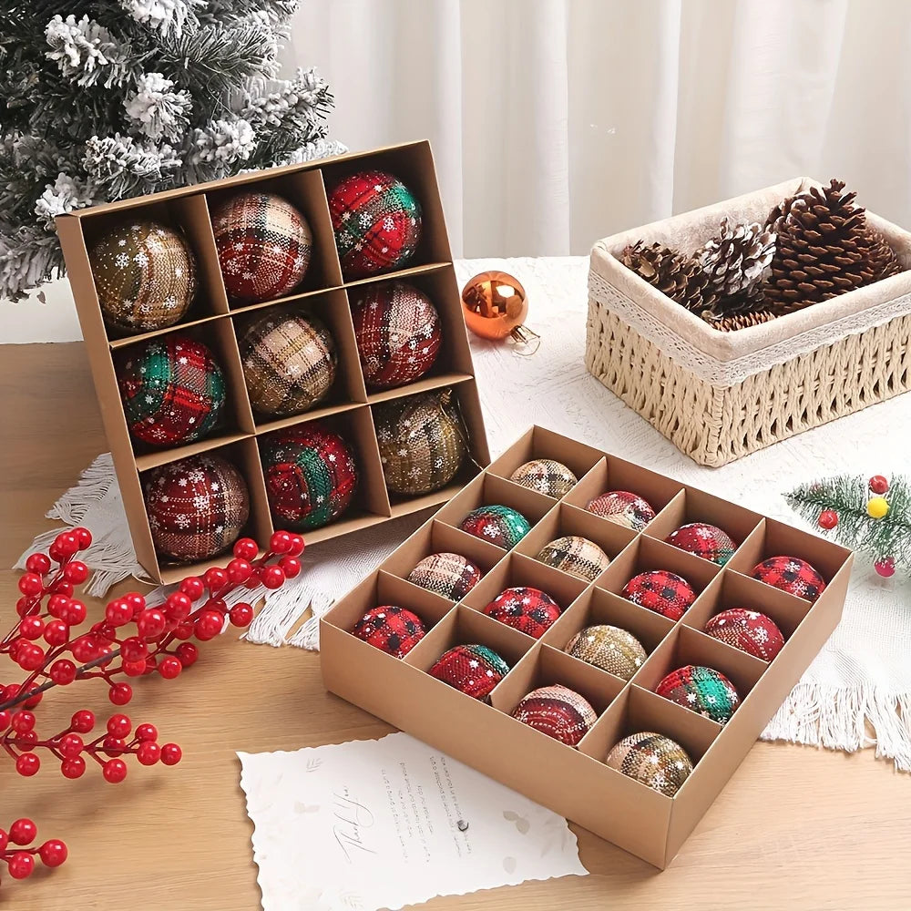 Boules de Noël en Mousse Faites à la Main