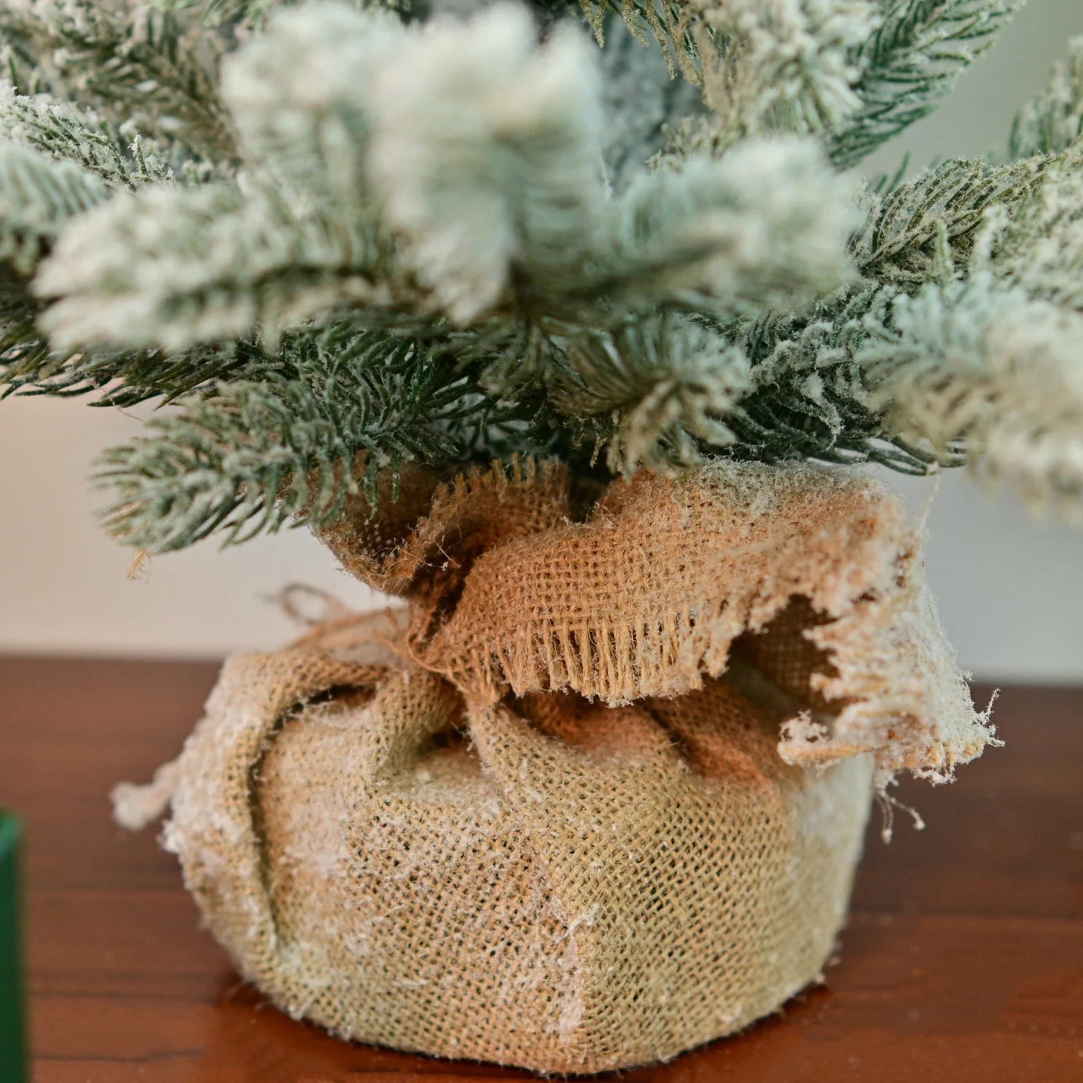 Mini Sapin de Noël Enneigé