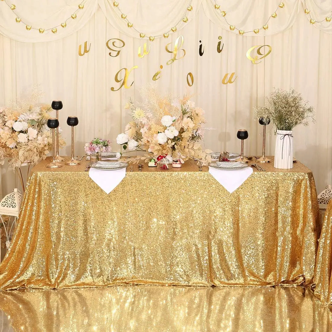 Nappe scintillante dorée en sequins