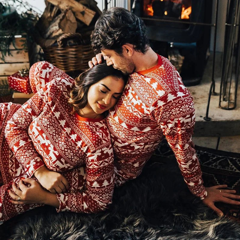 Pyjamas motif assorti Famille Rouge